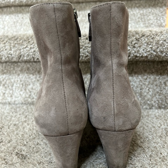 Botkier Sasha Suede Pointed Toe taupe grey Bootie. EUC. 7.5. Suede heel. Classic - Picture 4 of 15